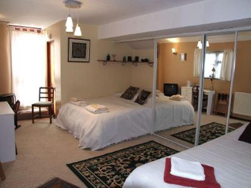 The Tudor Court Hotel Solihull Habitación foto